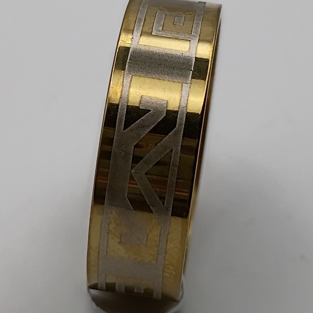 Mens Gold Tone Stainless Steel Band Ring Size 10.25 Geometric Pattern
